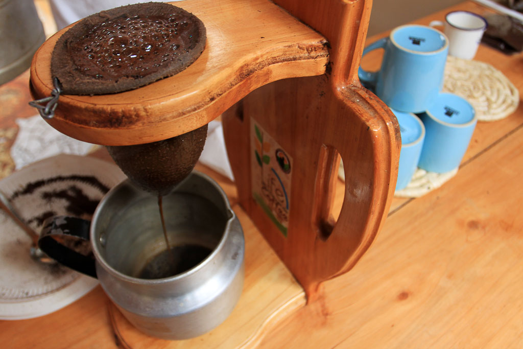        monteverde coffee farm chorreador cups 
  - Costa Rica