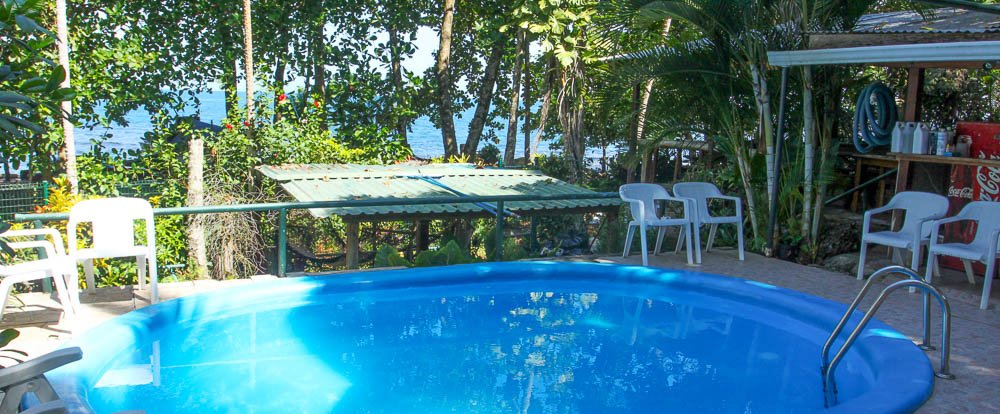cabinas arrecife pool 
 - Costa Rica