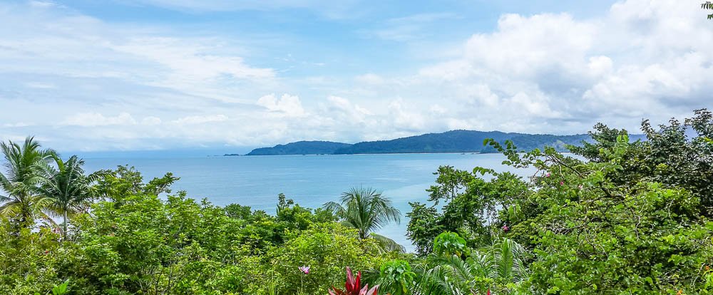 las caletas lodge ocean view
 - Costa Rica