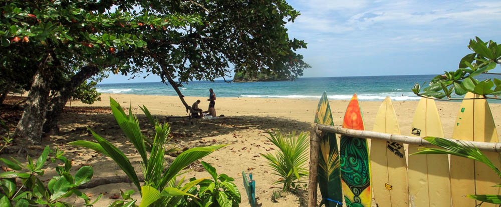 la isla inn playa cocles 
 - Costa Rica