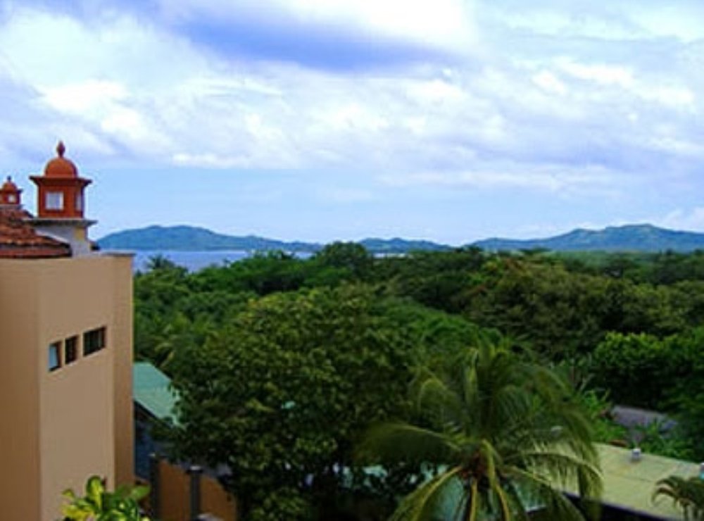 condo panoramic views
 - Costa Rica
