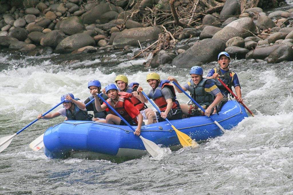        rafting sarapiqui 
  - Costa Rica