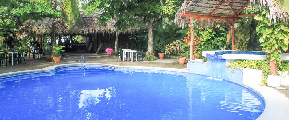 hotel karahe pool 
 - Costa Rica