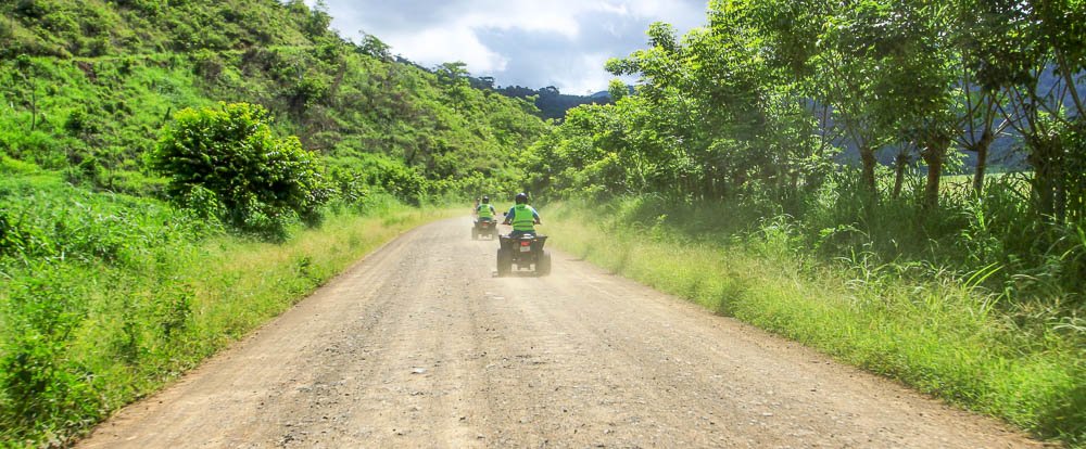        axr atv tour dirt road 
  - Costa Rica