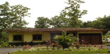 Three-bedroom Jaco Pool Home - Ref: 0063 - Costa Rica